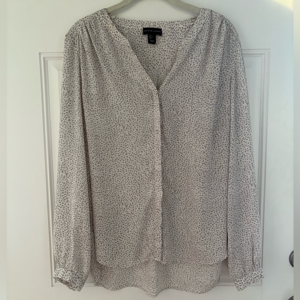 Adrienne Vittadini White and Gray Blouse